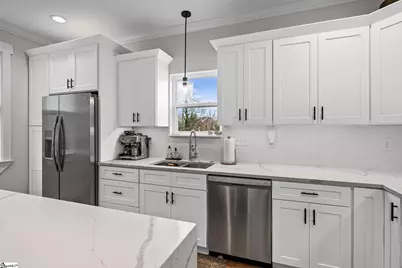 14 Blackwood Street, Greenville, SC 29611 - Photo 7