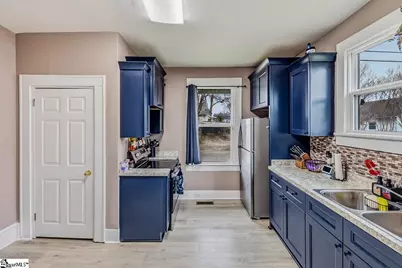 20 Eighth Street, Greer, SC 29651 - Photo 9