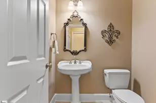 300 Farmers Market St, Taylors, SC 29687 - Photo 37