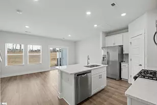 915 Yarn Wy, Greer, SC 29651 - Photo 3