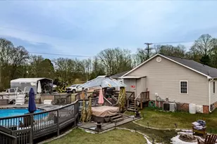 205 Meadow Ridge Rd, Easley, SC 29642 - Photo 25