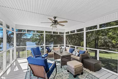 408 W Peninsula Drive, Laurens, SC 29360 - Photo 37