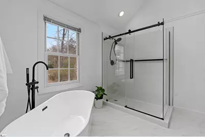 408 W Peninsula Drive, Laurens, SC 29360 - Photo 23