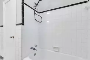 800 E Lee Rd, Taylors, SC 29687 - Photo 23