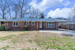 800 E Lee Rd, Taylors, SC 29687 - Photo 1