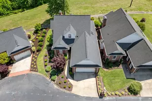 310 Greenview Cir, Greenville, SC 29609 - Photo 47