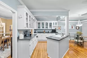 310 Greenview Cir, Greenville, SC 29609 - Photo 17