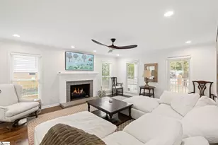 32 Oak Crest Ct, Greenville, SC 29605 - Photo 11