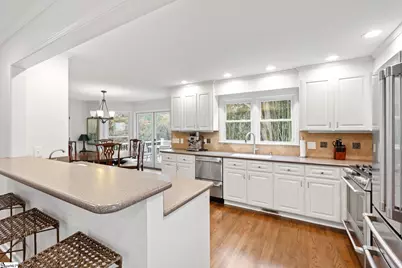 32 Oak Crest Court, Greenville, SC 29605 - Photo 15