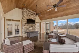 100 Farm Terrace Ct, Easley, SC 29642 - Photo 5