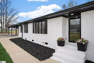 409 Mountainview Rd, Boiling Springs, SC 29316 - Photo 11