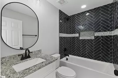 203 Montgomery Street, Laurens, SC 29360 - Photo 23