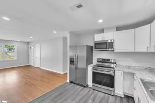 207-B James St, Spartanburg, SC 29301 - Photo 7