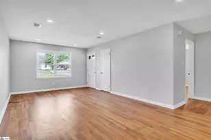 207-B James St, Spartanburg, SC 29301 - Photo 5