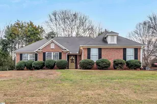 331 Gramercy Blvd, Spartanburg, SC 29301 - Photo 1