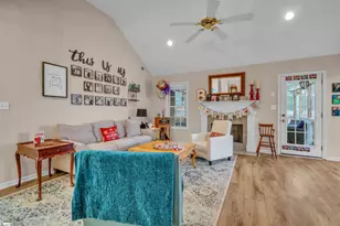 331 Gramercy Blvd, Spartanburg, SC 29301 - Photo 7