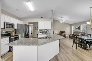 605 Fountain Brook Ln, Fountain Inn, SC 29644 - Photo 17