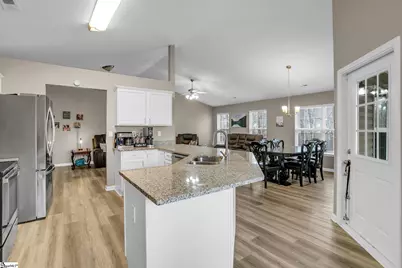 605 Fountain Brook Lane, Fountain Inn, SC 29644 - Photo 17