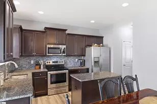 201 Addlestone Cir, Fountain Inn, SC 29644 - Photo 13