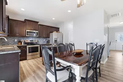 201 Addlestone Circle, Fountain Inn, SC 29644 - Photo 9