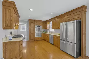 19 Arlene Dr, Greenville, SC 29617 - Photo 3