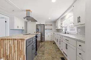 114 N Moore St, Duncan, SC 29334 - Photo 9