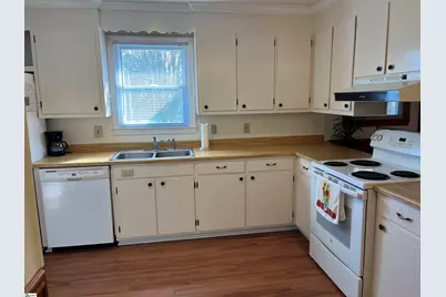 11 Gabriel Drive, Greenville, SC 29611 - Photo 7