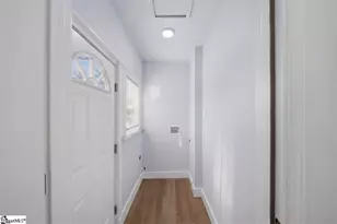 208B Collins Ave, Spartanburg, SC 29306 - Photo 15