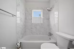 208B Collins Ave, Spartanburg, SC 29306 - Photo 21