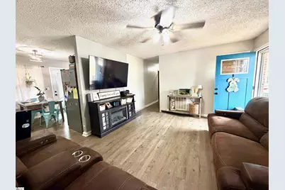 402 Calhoun Street, Laurens, SC 29360 - Photo 3