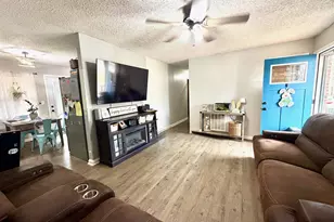 402 Calhoun St, Laurens, SC 29360 - Photo 3