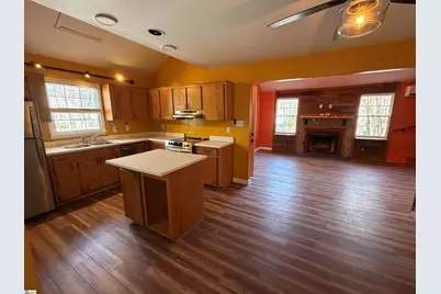 26 Hidden Springs Road, Spartanburg, SC 29302 - Photo 11