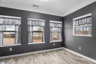 1316 Jameson Rd, Easley, SC 29640 - Photo 9