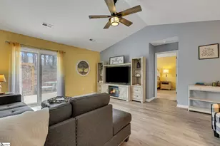 304 Hickory Rock Ln, Greer, SC 29651 - Photo 5