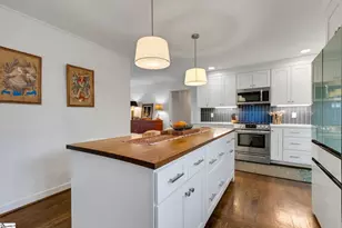 205 Bradley Blvd, Greenville, SC 29609 - Photo 11