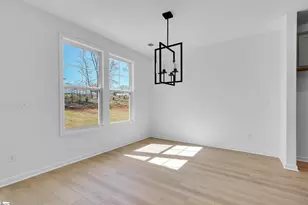 180 Hunter Ridge Dr, Boiling Springs, SC 29316 - Photo 9