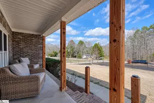 611 Pearson Town Rd, Moore, SC 29369 - Photo 5