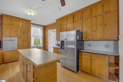 508 N Broad Street, Clinton, SC 29325 - Photo 17