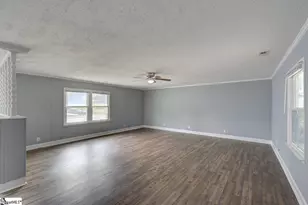 315 Ivydale Dr, Greenville, SC 29609 - Photo 9