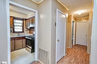 196 Mc Arthur St, Spartanburg, SC 29302 - Photo 11