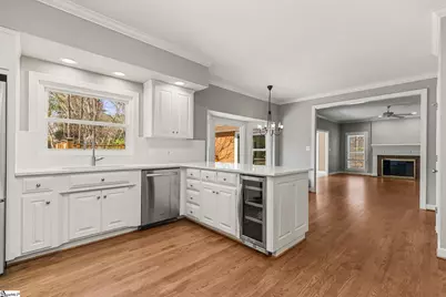 213 E Woodglen Road, Spartanburg, SC 29301 - Photo 9