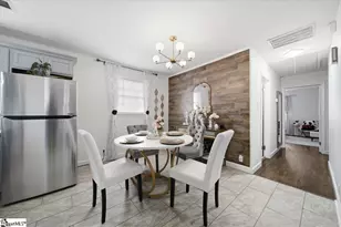 22 Ray St, Greenville, SC 29611 - Photo 7