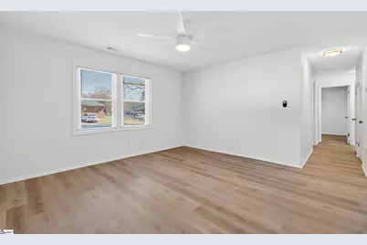 230 Fisher Avenue, Spartanburg, SC 29301 - Photo 3