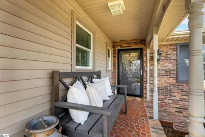 10 Elmwood Drive, Taylors, SC 29687 - Photo 3