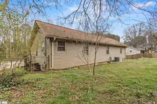 109 Tryon St, Greer, SC 29650 - Photo 27