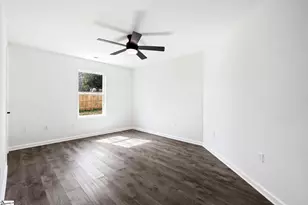 210 Sulphur Springs Dr, Greenville, SC 29617 - Photo 11