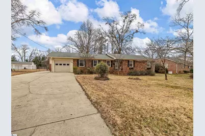 110 Ridgeway Road, Spartanburg, SC 29301 - Photo 1