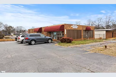 449 W Centennial Street, Spartanburg, SC 29303 - Photo 1