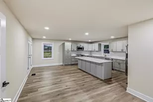 303 Watson Rd, Taylors, SC 29687 - Photo 7