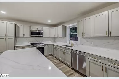 303 Watson Road, Taylors, SC 29687 - Photo 11